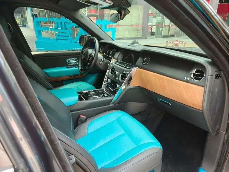 2018 Cullinan, four-seater version — миниатюра 11