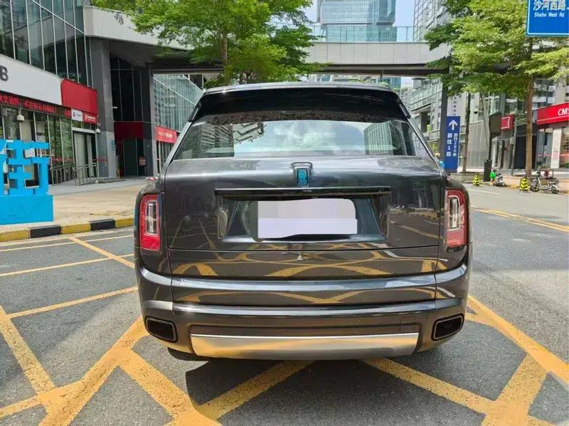 2018 Cullinan, four-seater version — миниатюра 3