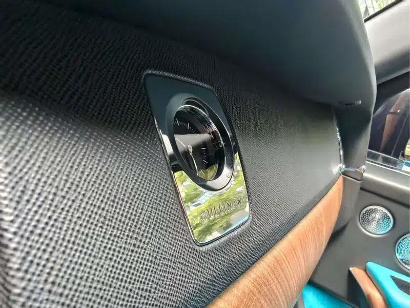 2018 Cullinan, four-seater version — миниатюра 4