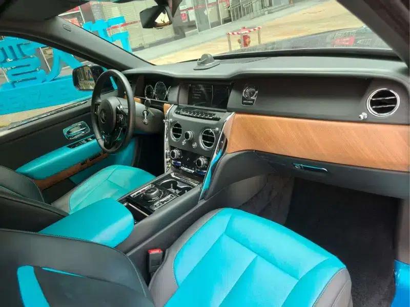 2018 Cullinan, four-seater version — миниатюра 8