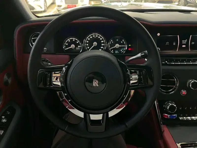 2018 Cullinan, four-seater version — миниатюра 13