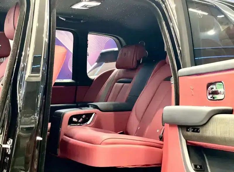 2018 Cullinan, four-seater version — миниатюра 22