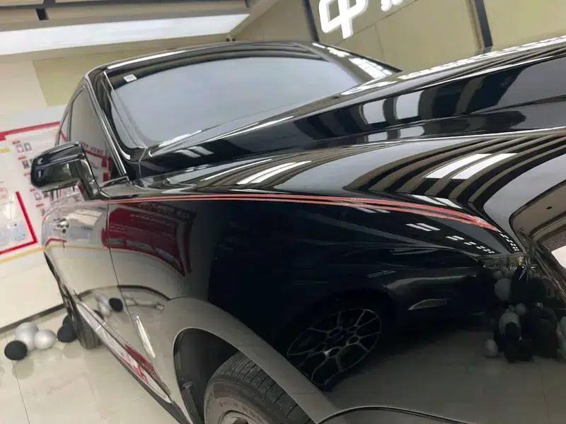 2018 Cullinan, four-seater version — миниатюра 4