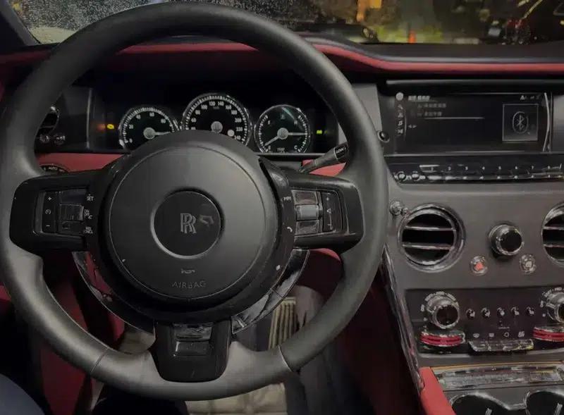 2018 Cullinan, four-seater version — миниатюра 9