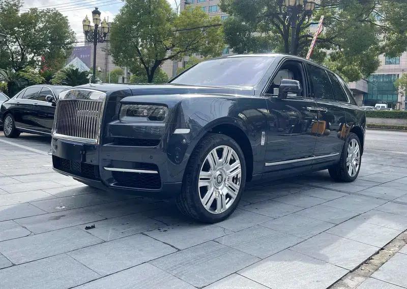 2018 Cullinan, four-seater version — миниатюра 1
