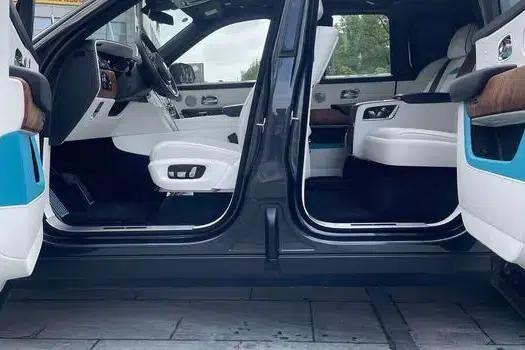 2018 Cullinan, four-seater version — миниатюра 3