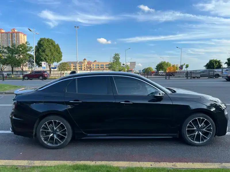 Lynk & Co 03 2019 1.5TD DCT Pro Edition — миниатюра 7
