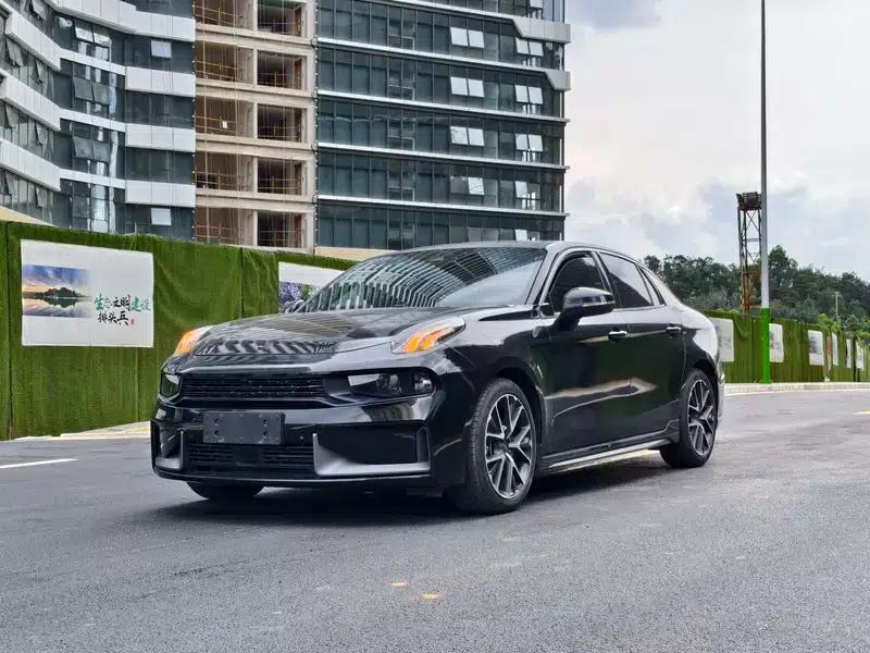 Lynk & Co 03 2019 Facelift 1.5TD DCT Version — миниатюра 1