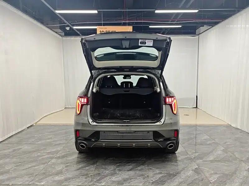 Lynk & Co 01 2021 2.0TD Two-Wheel Drive Pro — миниатюра 20