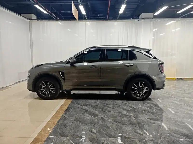 Lynk & Co 01 2021 2.0TD Two-Wheel Drive Pro — миниатюра 4
