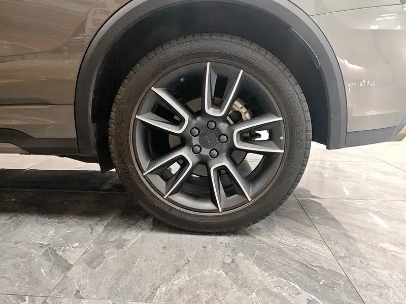 Lynk & Co 01 2021 2.0TD Two-Wheel Drive Pro — миниатюра 9