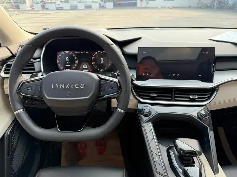 Lynk & Co 06 2020 1.5T Pro — миниатюра 11