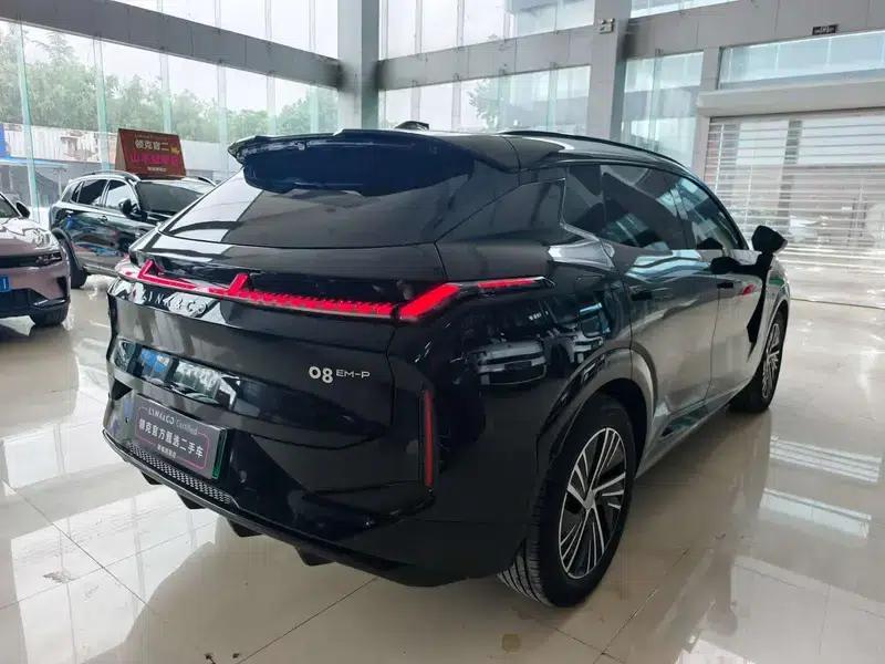 Lynk & Co 08 EM-P 2025 Model with 245km Super Long Range (Halo) — миниатюра 6