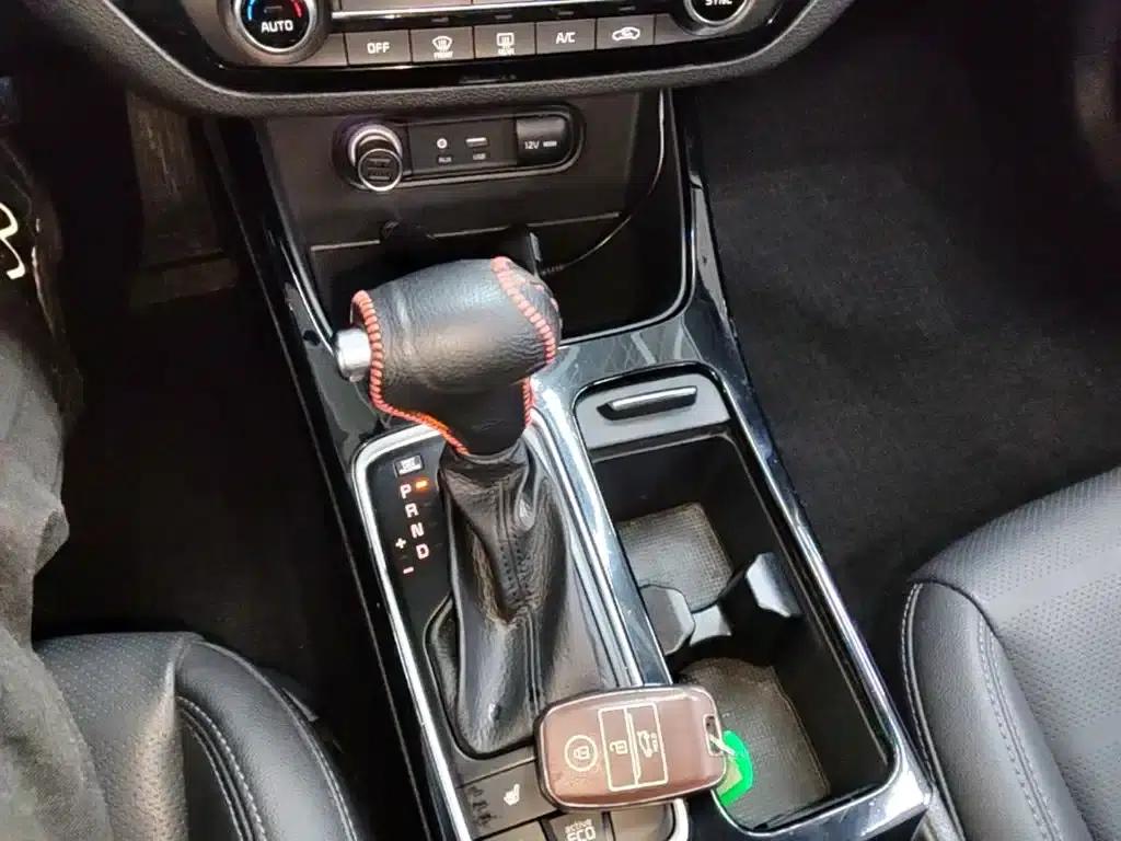 Kia K4 2017 1.8L Automatic DLX Special — миниатюра 10