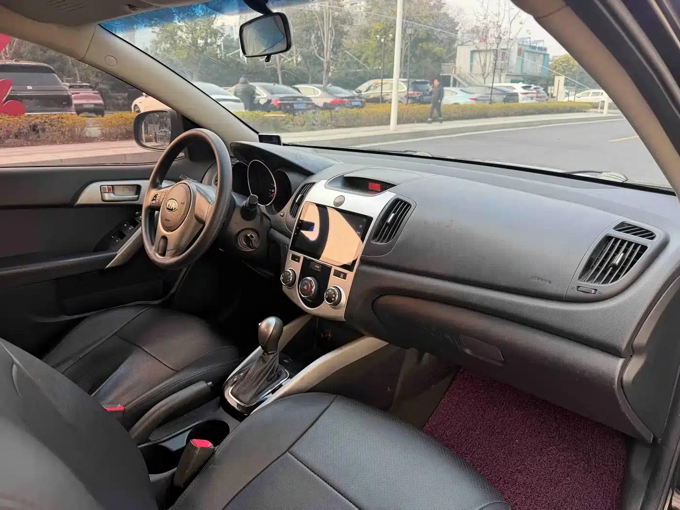2014 Forte 1.6L AT GL — миниатюра 11