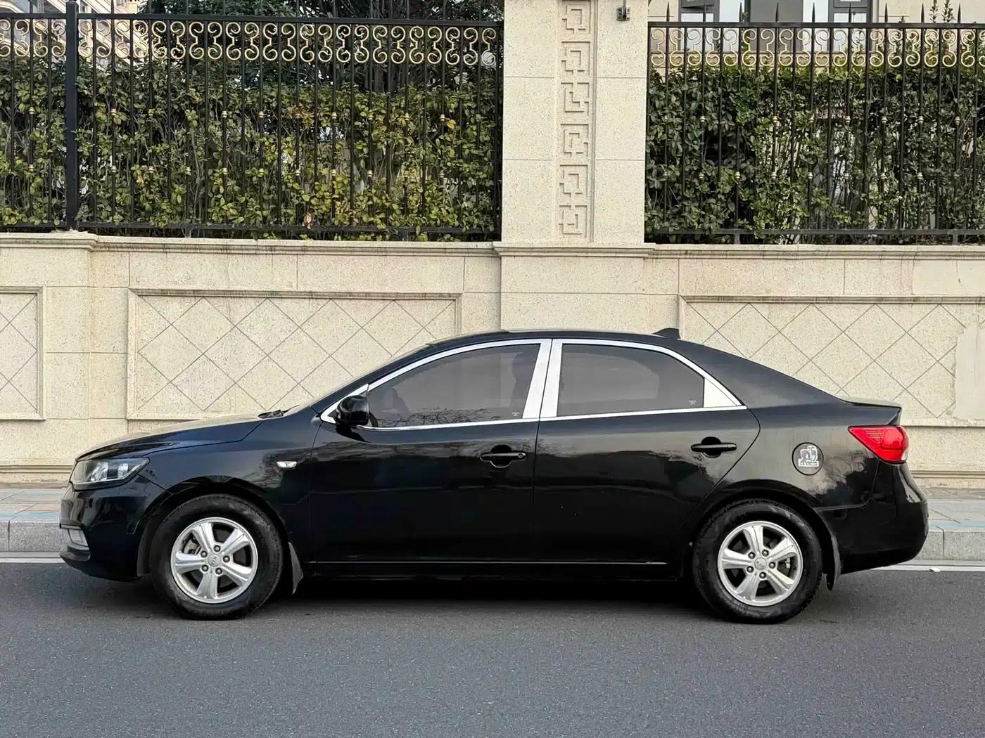 2014 Forte 1.6L AT GL — миниатюра 3