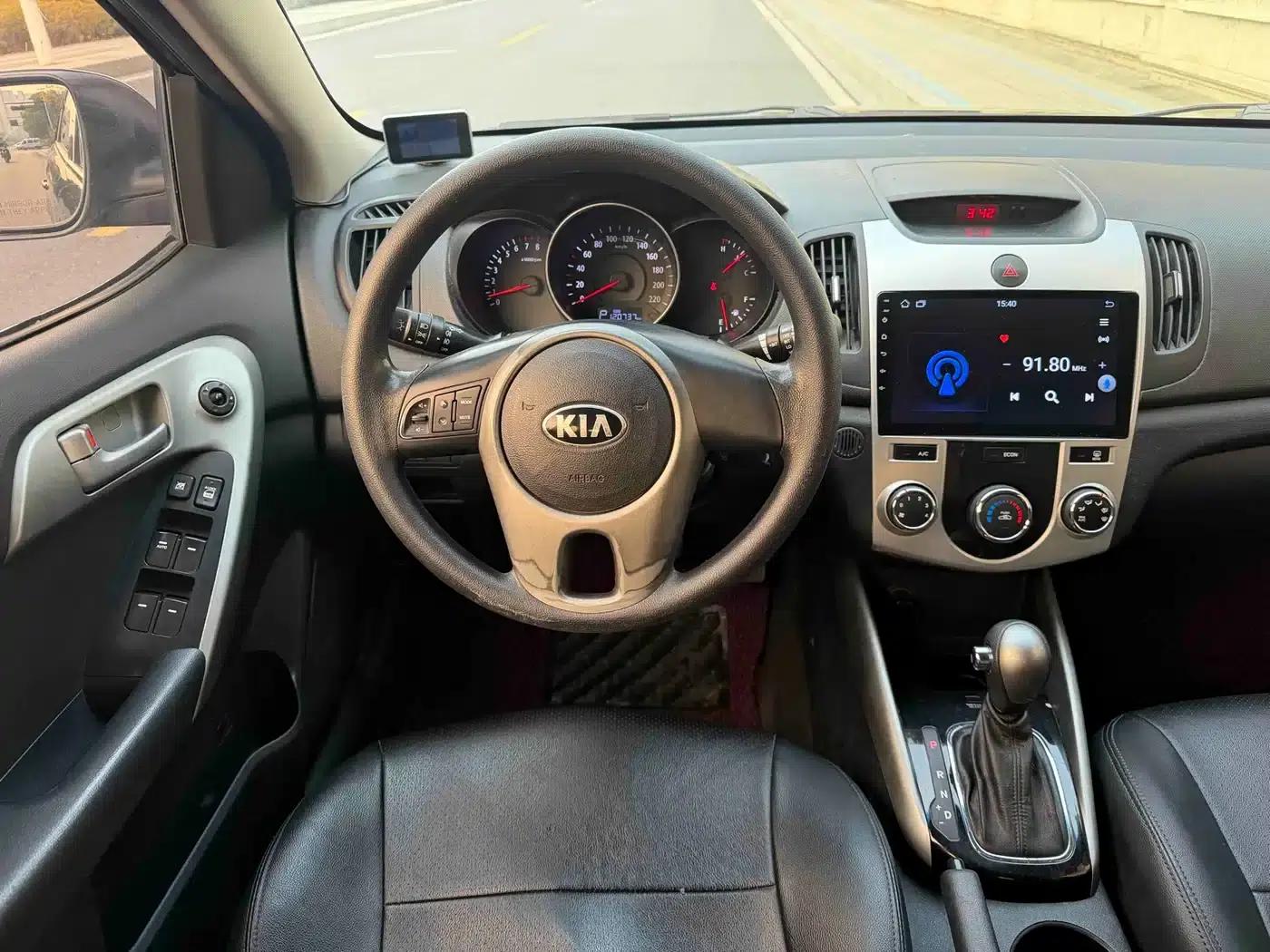 2014 Forte 1.6L AT GL — миниатюра 9