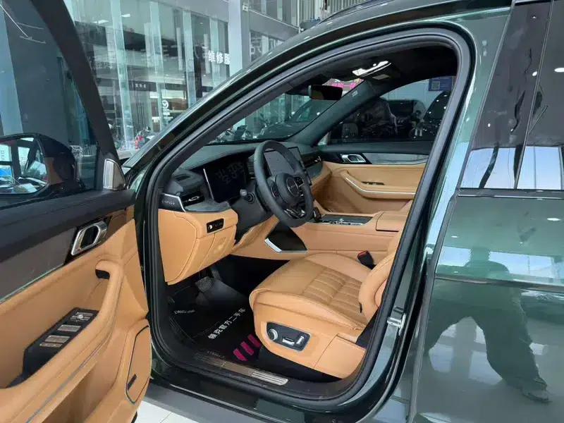Lynk & Co 09 EM-P 2024 Model EM-P 2.0TD 7-Seat PRO — миниатюра 8