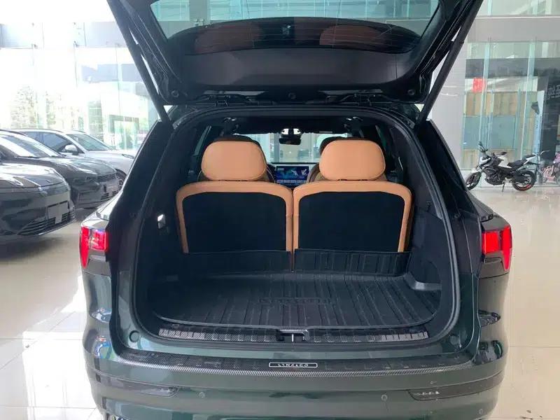 Lynk & Co 09 EM-P 2024 EM-P 2.0TD Six-Seat ULTRA — миниатюра 10
