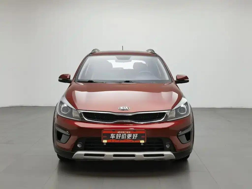 KX CROSS 2018 1.6L Automatic Sunroof Edition — миниатюра 3