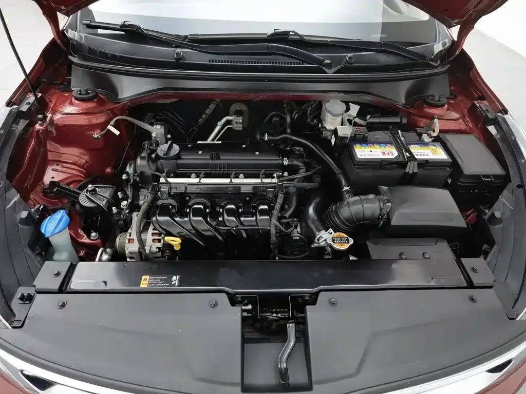 KX CROSS 2018 1.6L Automatic Sunroof Edition — миниатюра 6