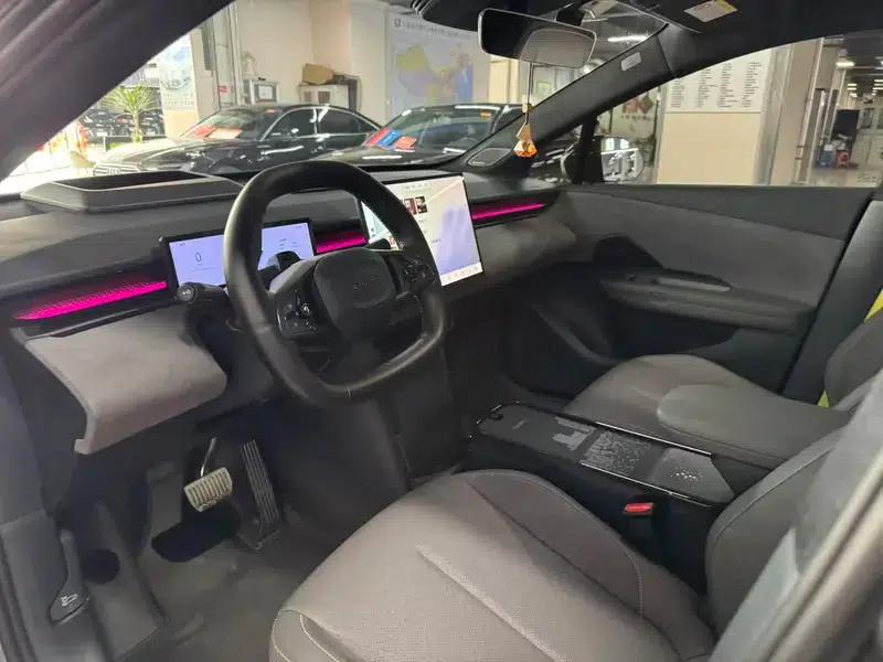 Lynk & Co Z20 2025 Model 530km RWD Max Sunrise Edition — миниатюра 11