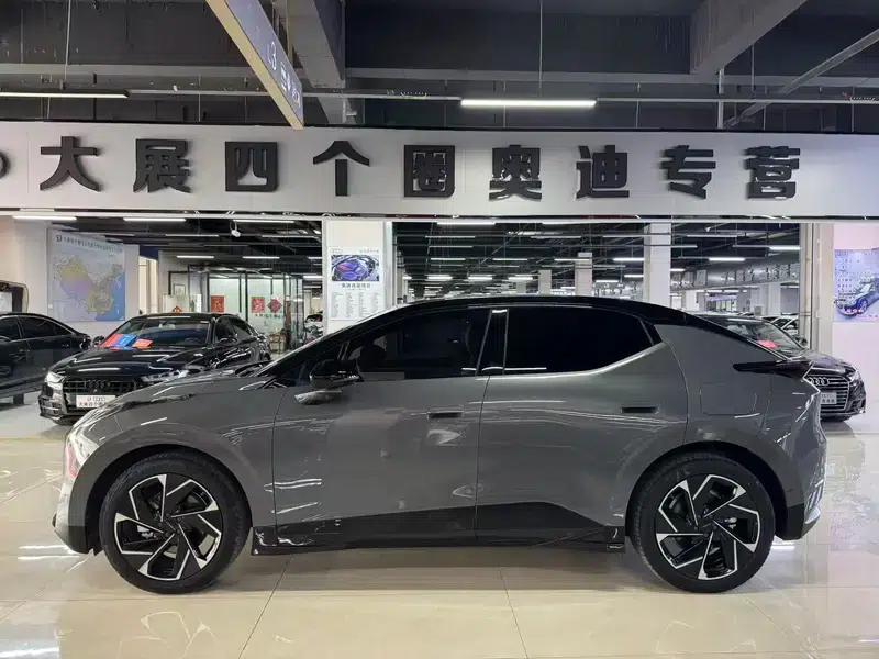 Lynk & Co Z20 2025 Model 530km RWD Max Sunrise Edition — миниатюра 4