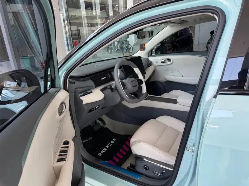 Lynk & Co 06 EM-P 2023 PHEV Remix Shero — миниатюра 11