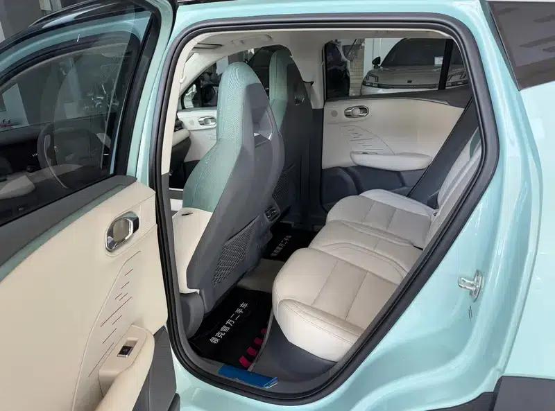 Lynk & Co 06 EM-P 2023 PHEV Remix Shero — миниатюра 12