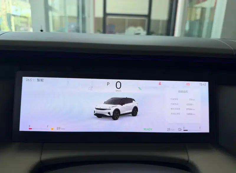 Lynk & Co 06 EM-P 2023 PHEV Remix Shero — миниатюра 10