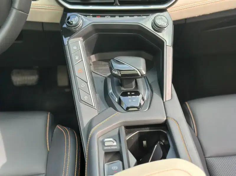 Lynk & Co 06 EM-P 2021 Model 84KM Range Pro — миниатюра 14