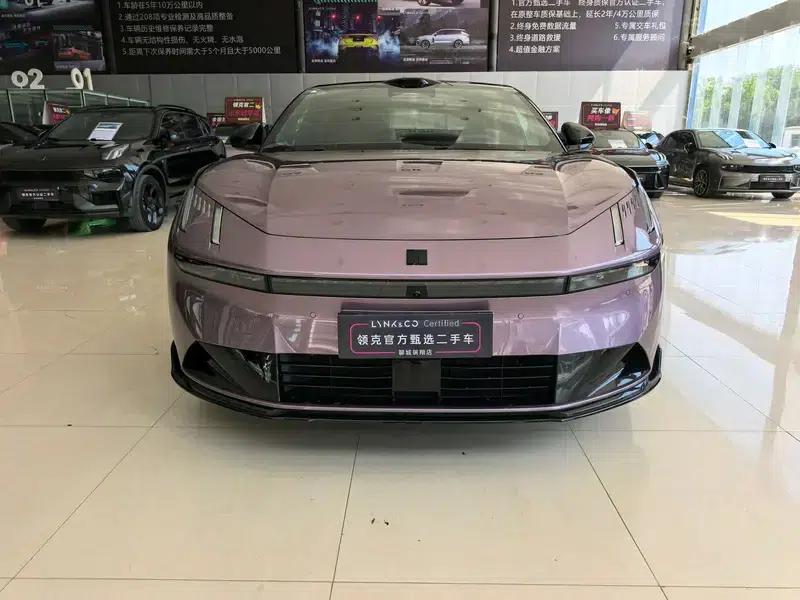 Lynk & Co 10 EM-P 2025 Model 240 AWD Ultra H5 — миниатюра 2