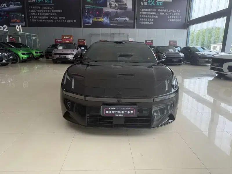 Lynk & Co 10 EM-P 2025 Model 240 AWD Ultra — миниатюра 2