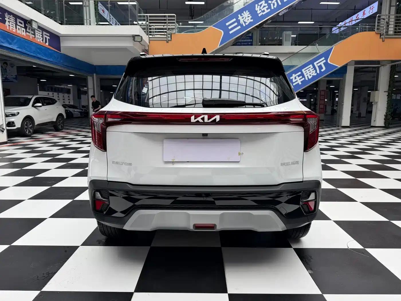 2023 Citroën Cytus 1.5L CVT Luxury Edition — миниатюра 18