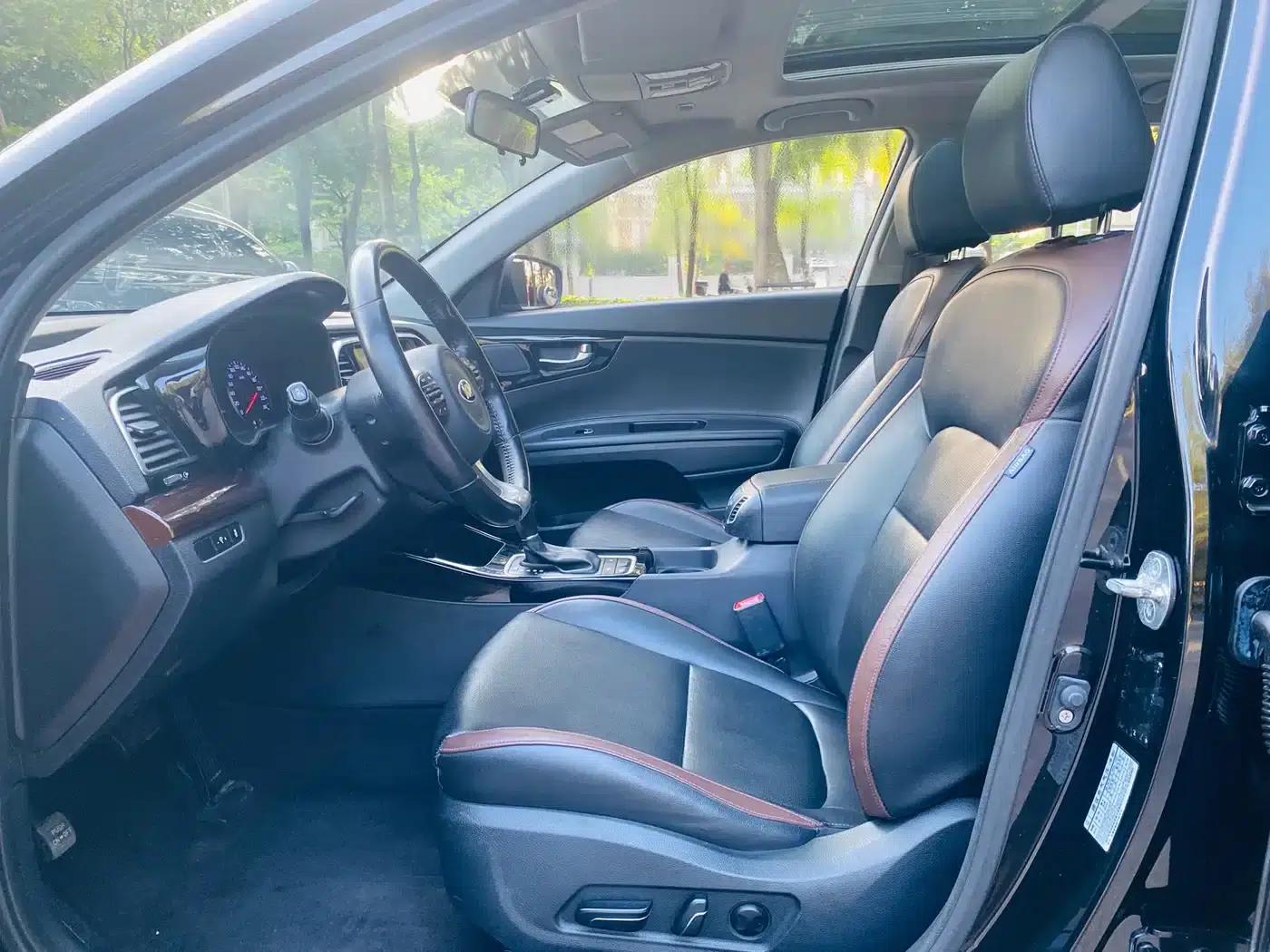 Kia K5 2017 1.8L Automatic DLX — миниатюра 10