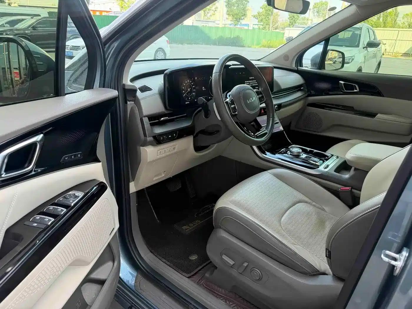 Carnival 2021 2.0T Flagship Edition — миниатюра 4
