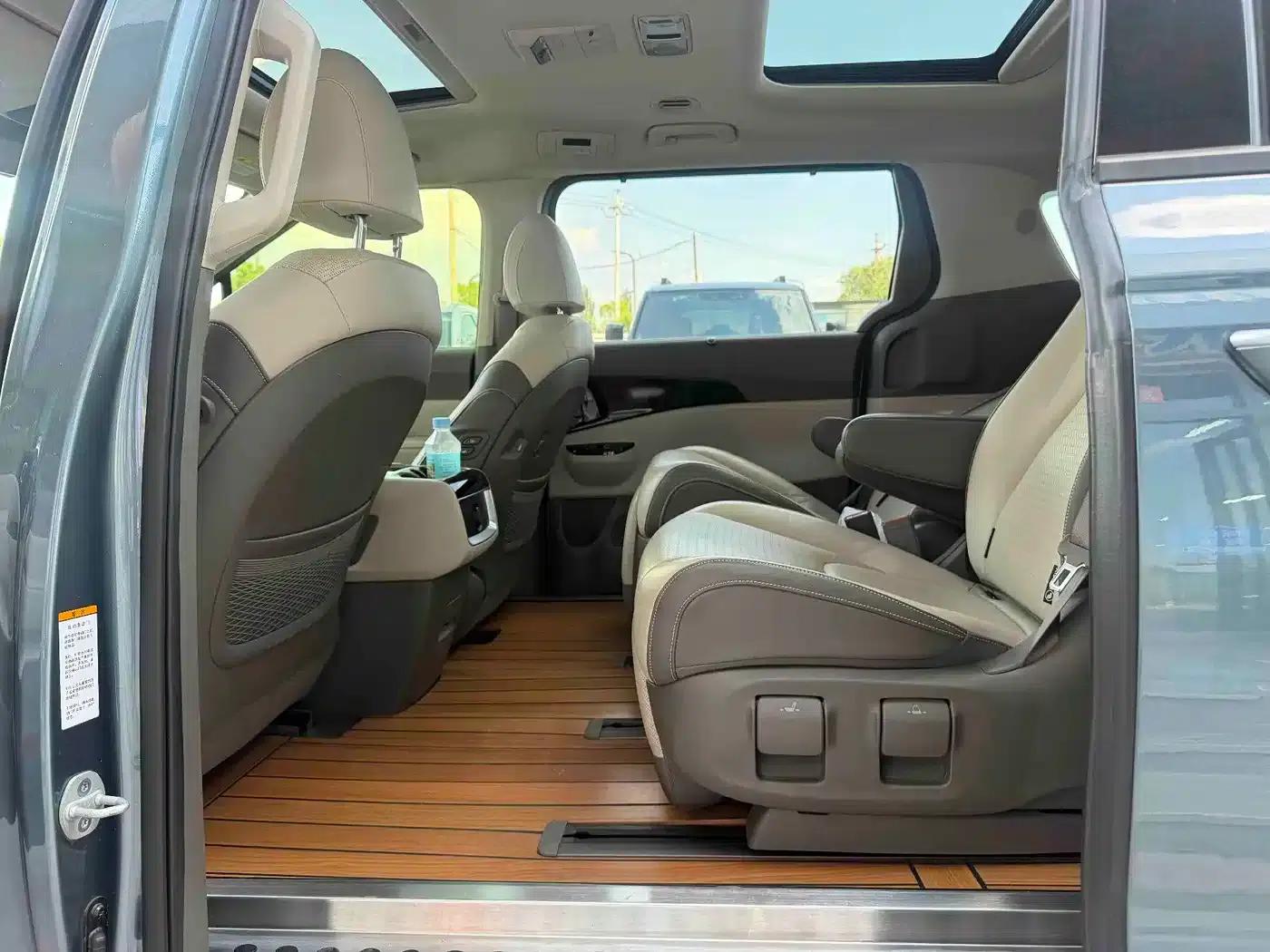 Carnival 2021 2.0T Flagship Edition — миниатюра 6