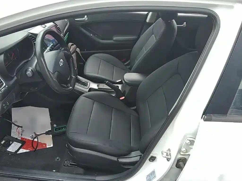 Kia K3S 2014 1.6L Automatic GL — миниатюра 15