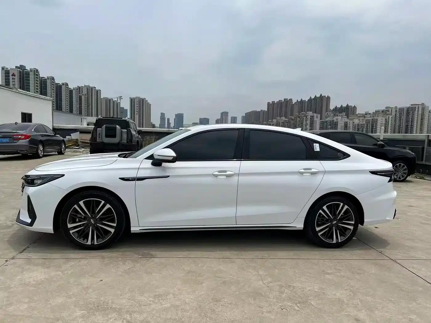 Chery Arrizo 8 2024 High-Performance Edition 2.0T DCT — миниатюра 5
