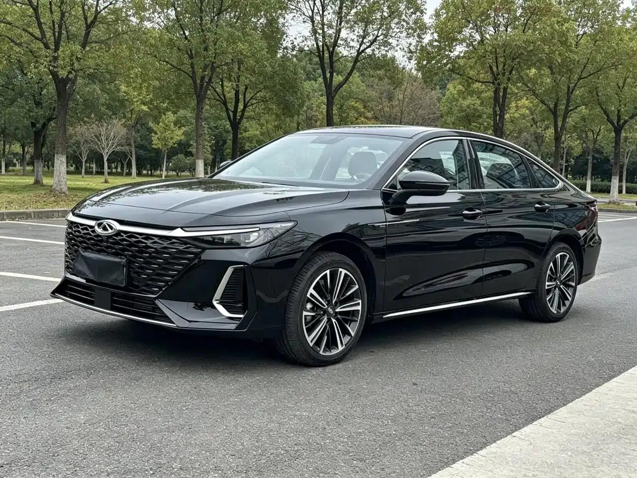 Chery Arrizo 8 2025 1.6T DCT Excellence Edition — миниатюра 1