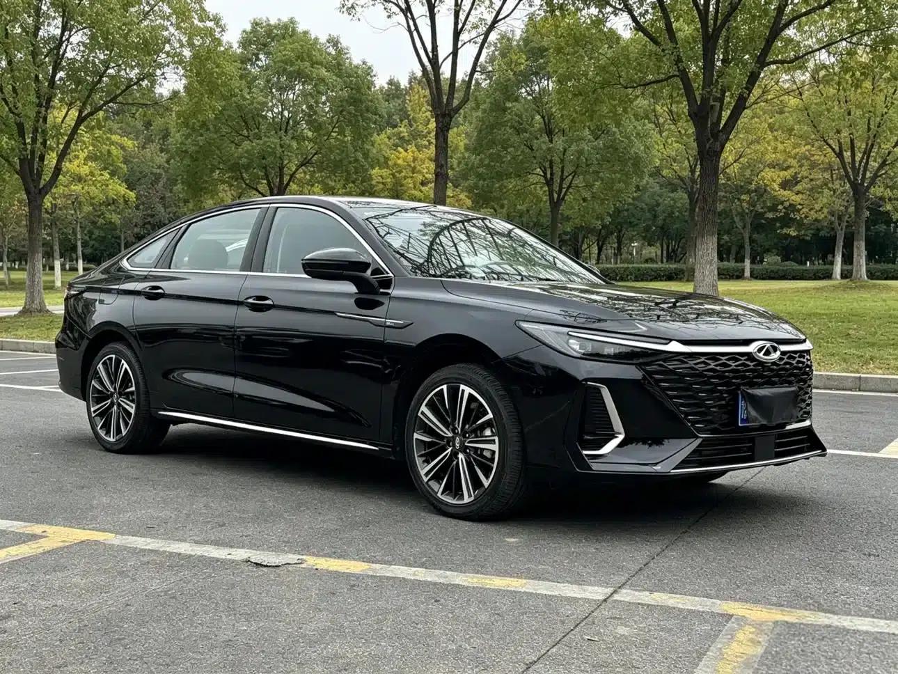 Chery Arrizo 8 2025 1.6T DCT Excellence Edition — миниатюра 2