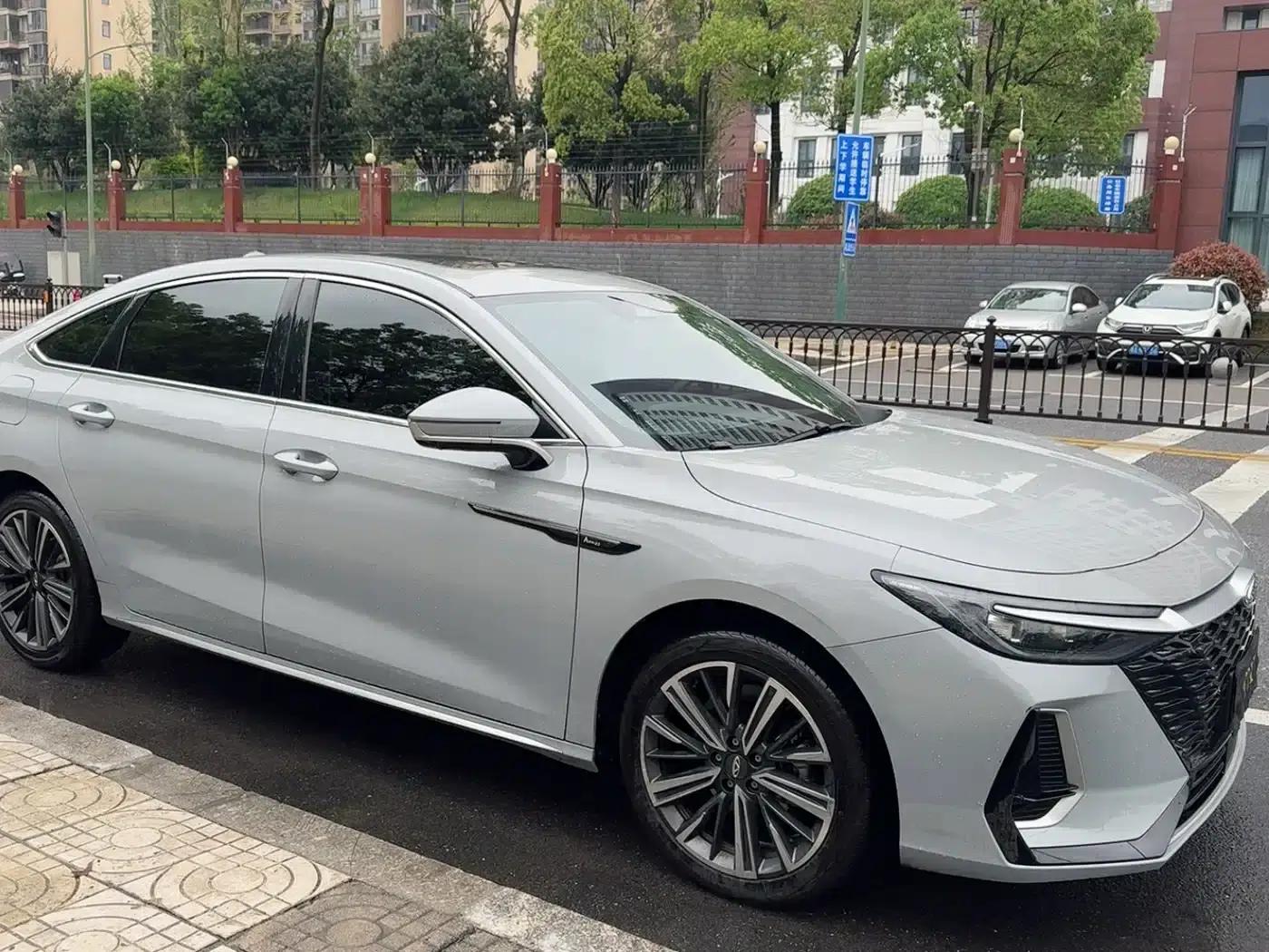 Chery Arrizo 8 2024 1.6T DCT — миниатюра 2