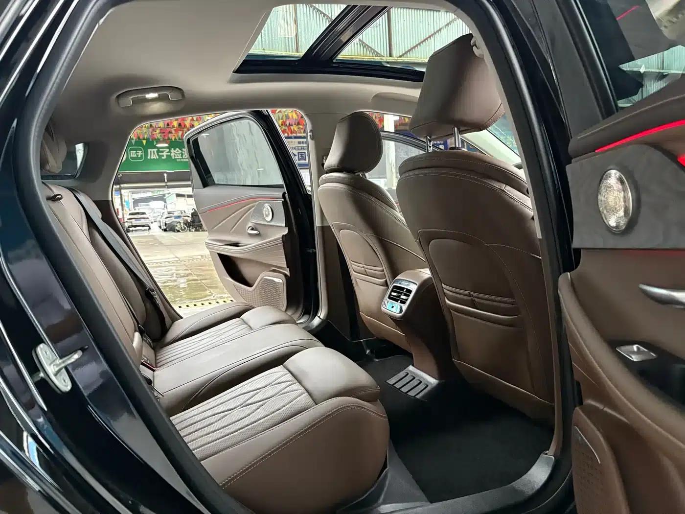 Chery Arrizo 8 2025 2.0T DCT — миниатюра 10