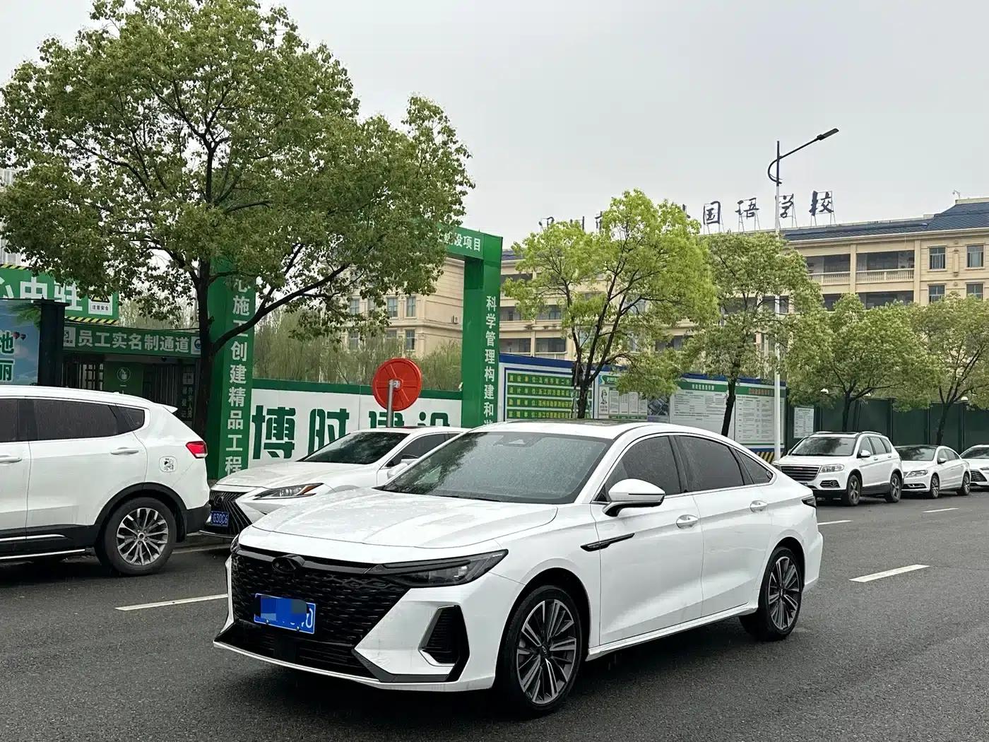Chery Arrizo 8 2024 1.6T DCT Smart — миниатюра 1