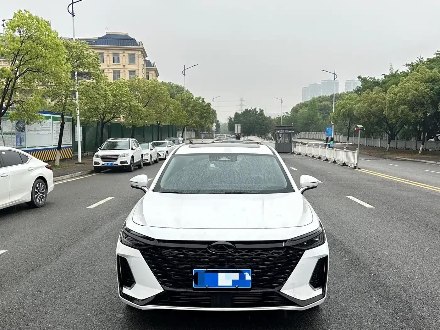 Chery Arrizo 8 2024 1.6T DCT Smart — миниатюра 2