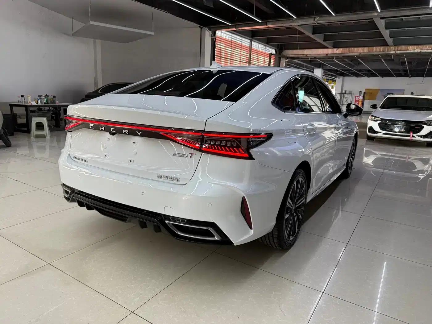 Chery Arrizo 8 2023 1.6T DCT (Standard) — миниатюра 6