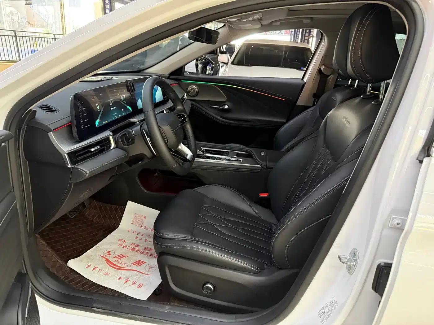 Chery Arrizo 8 2023 1.6T DCT (Standard) — миниатюра 9