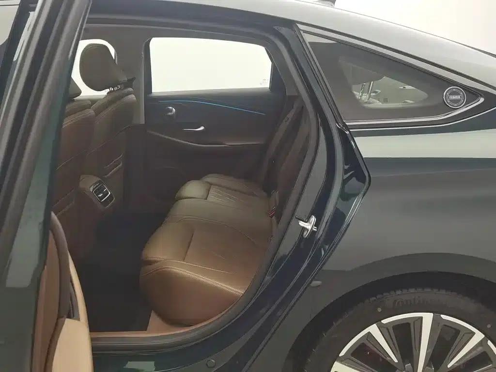 Chery Arrizo 8 2025 2.0T Automatic Plus — миниатюра 15