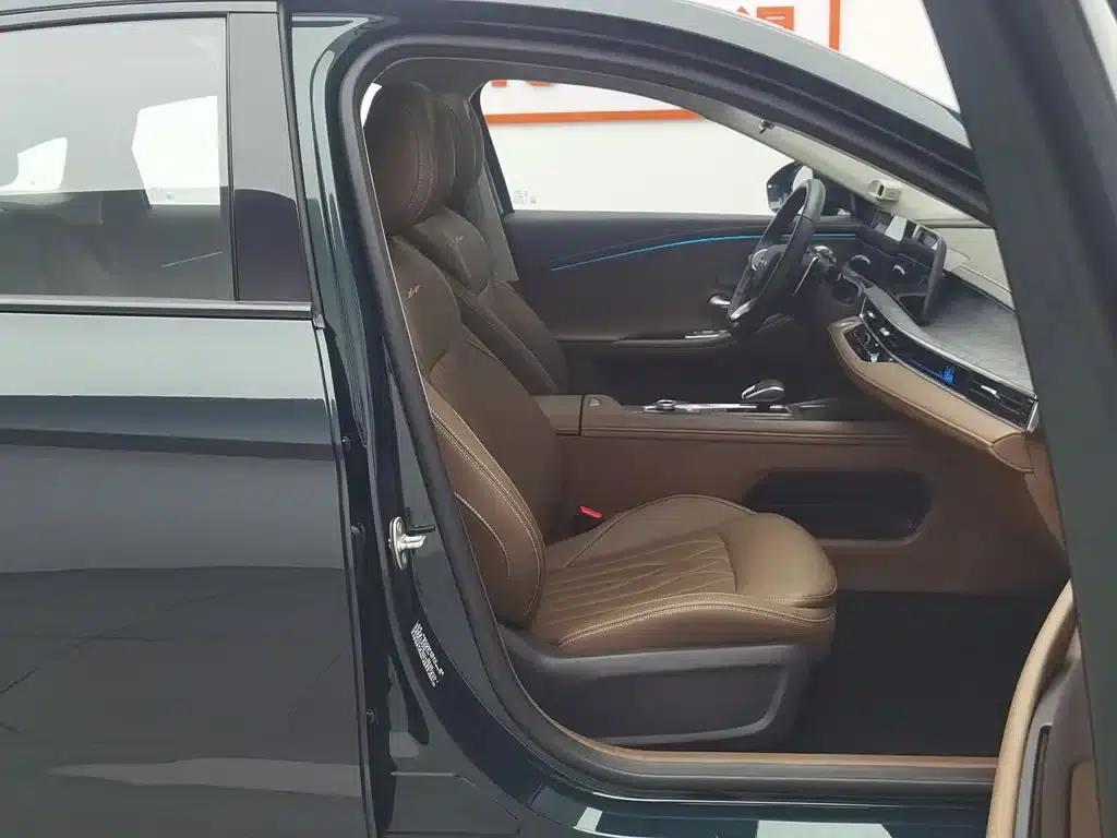 Chery Arrizo 8 2025 2.0T Automatic Plus — миниатюра 23