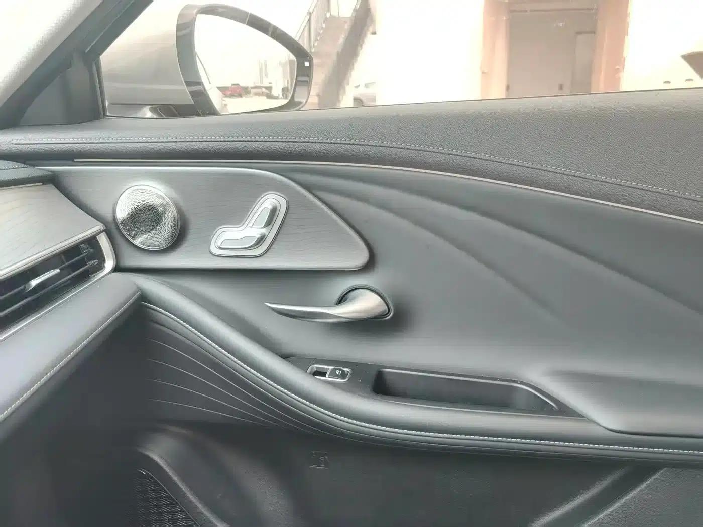Chery Arrizo 8 2024 1.6T DCT Smart — миниатюра 6